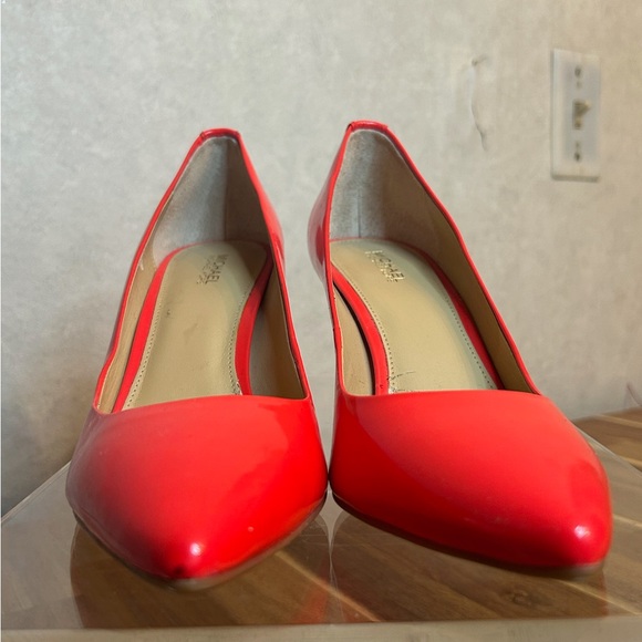MICHAEL Michael Kors Coral Reef Flex Mid Pointed Toe Pumps Patent Leather Shiny - Picture 4 of 10